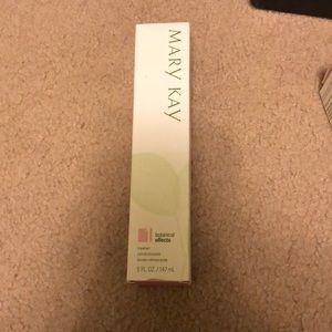 Mary Kay Botanical Effects Freshen- Dry Skin